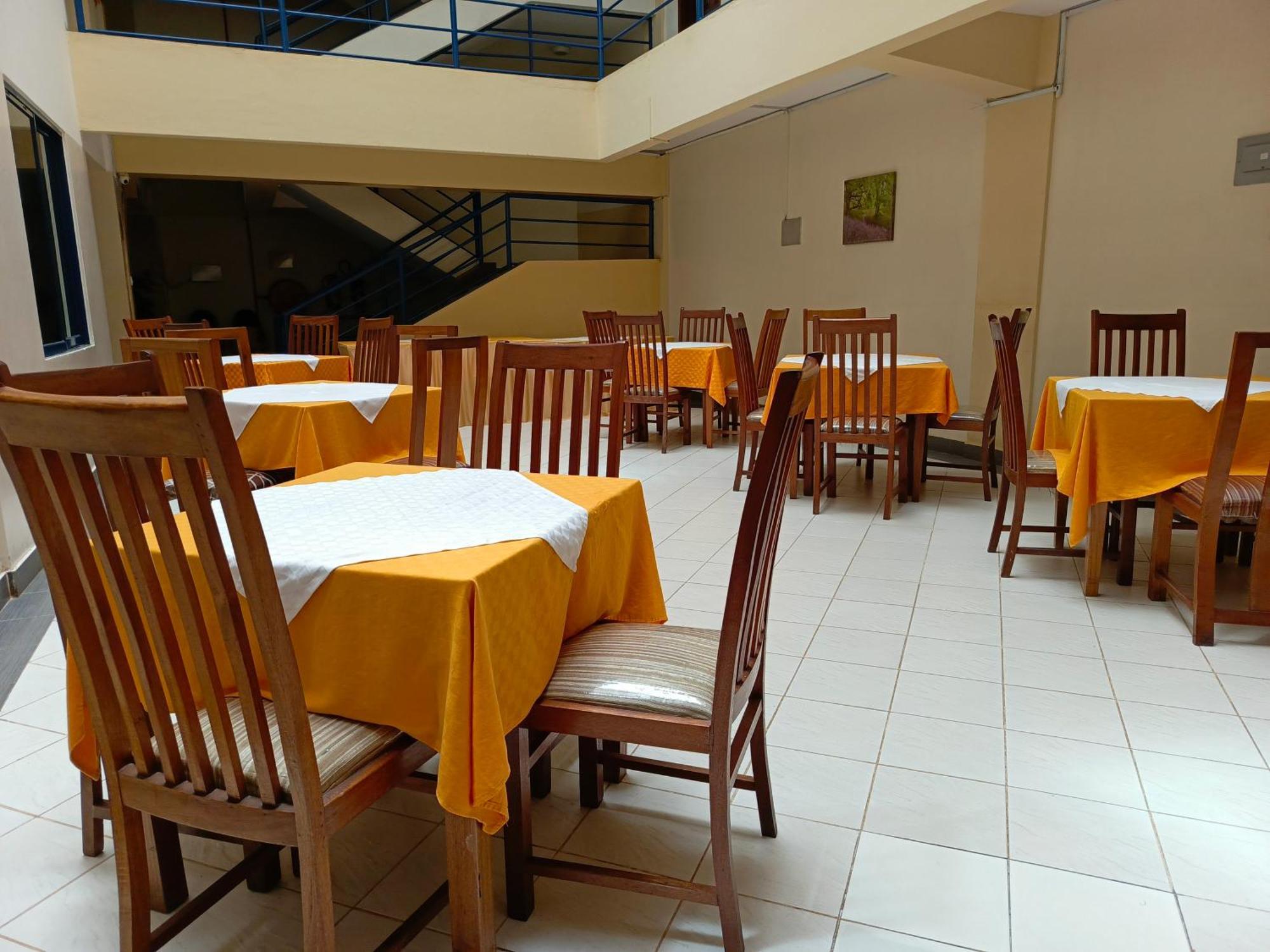 Meru Paramount Dış mekan fotoğraf