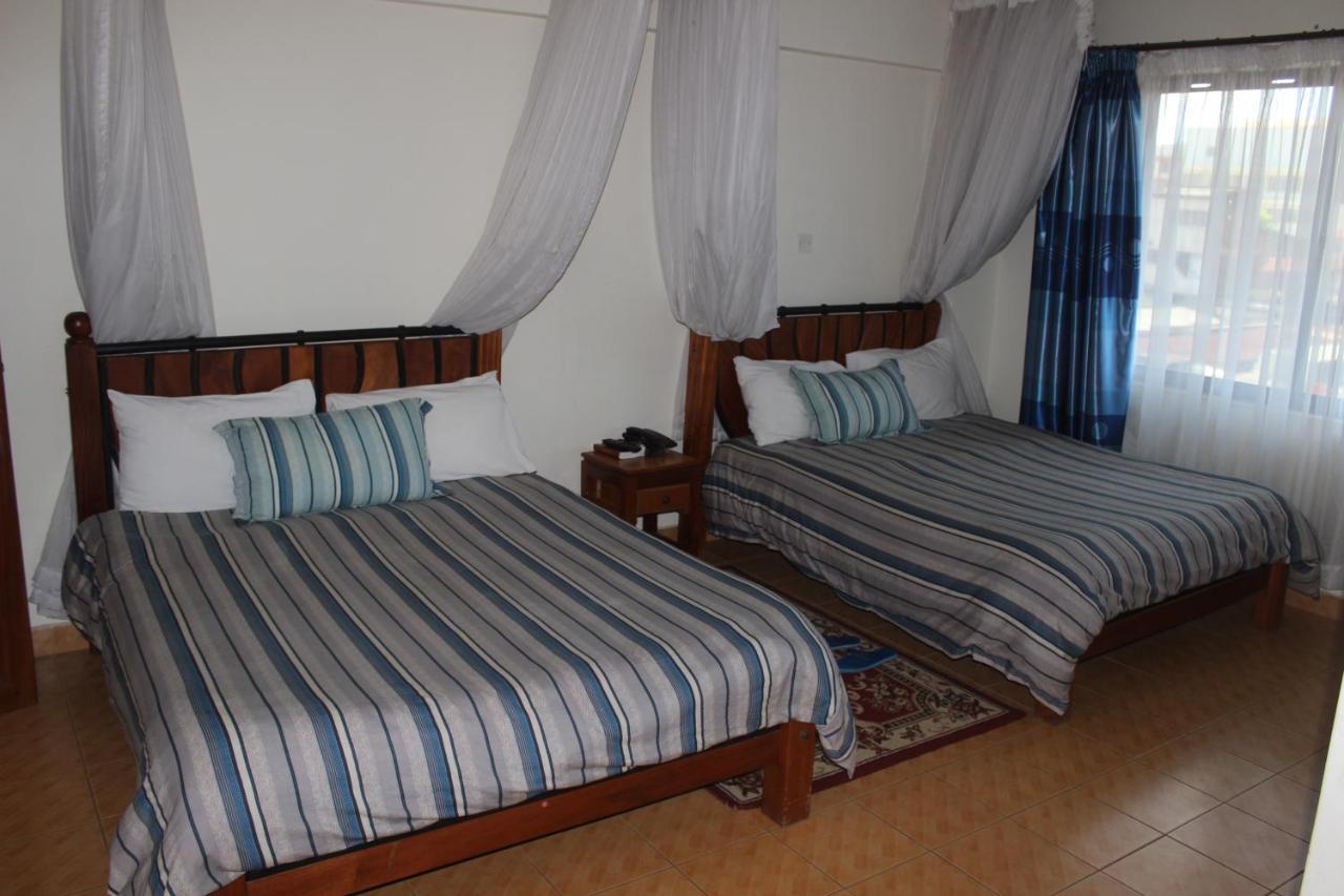 Meru Paramount Dış mekan fotoğraf